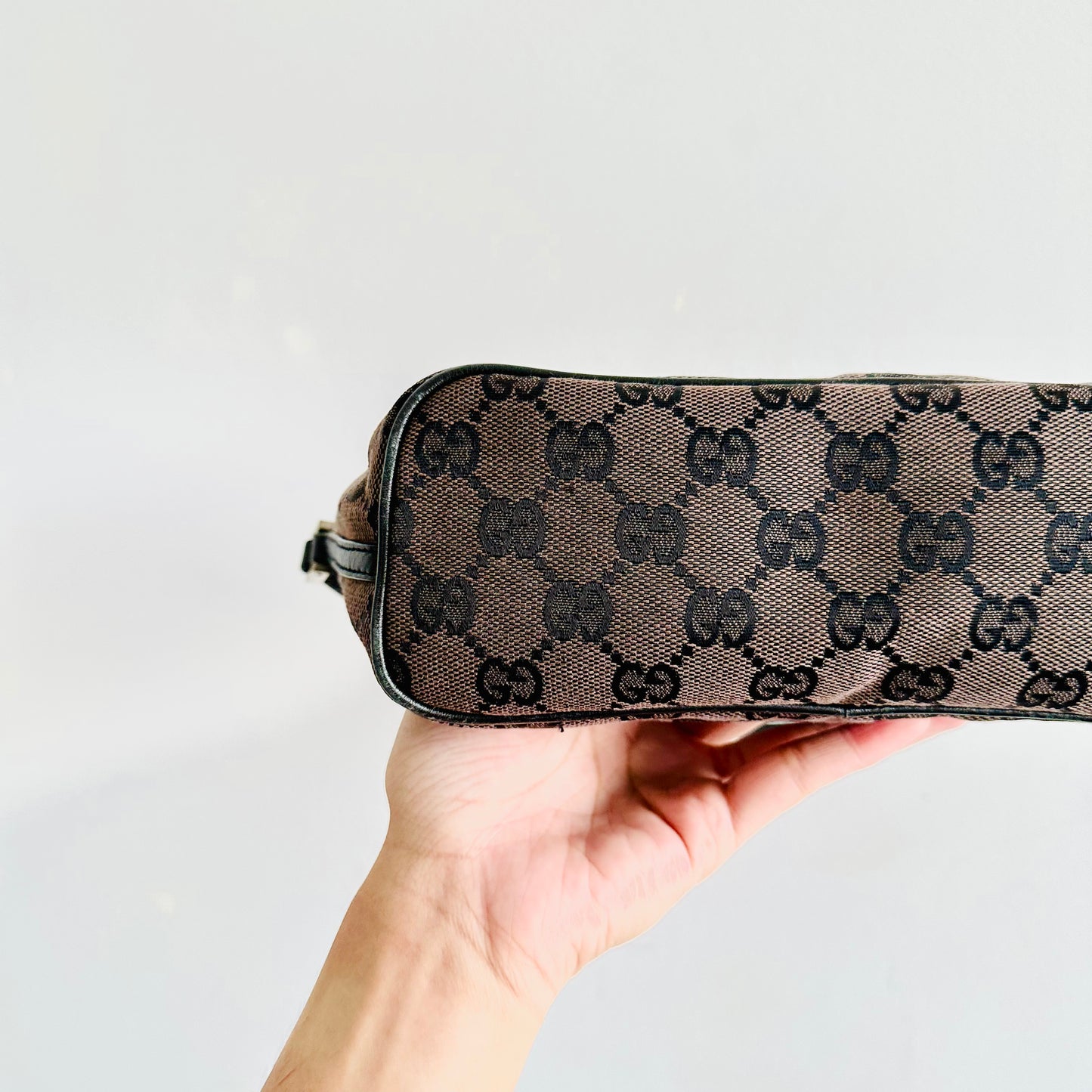 Gucci Black / Brown GG Monogram Logo Mini Pochette Accessories Hobo  Shoulder Bag