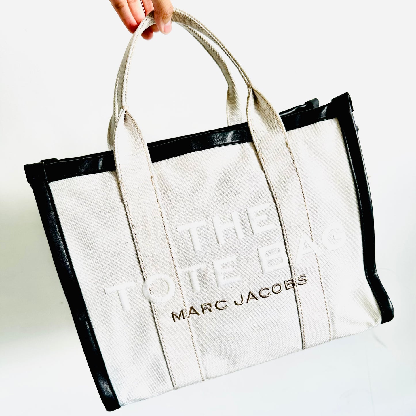 Marc Jacobs MJ The Tote Black / White Medium Top Handle Tote Bag