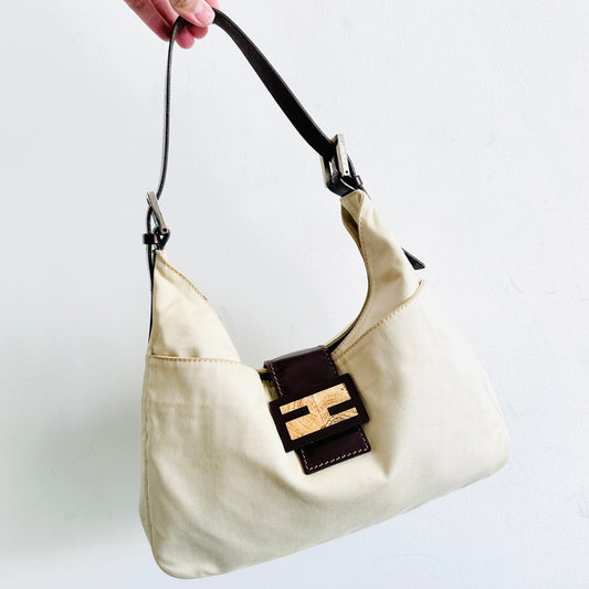 Fendi White / Marble FF Monogram Logo Hobo Baguette Mamma Pochette Flap Shoulder Bag