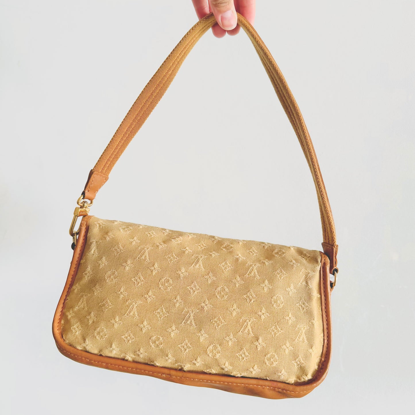 Louis Vuitton LV Mini Lin Marjorie Caramel Brown Beige GHW Monogram Logo Flap Baguette Hobo Shoulder Bag