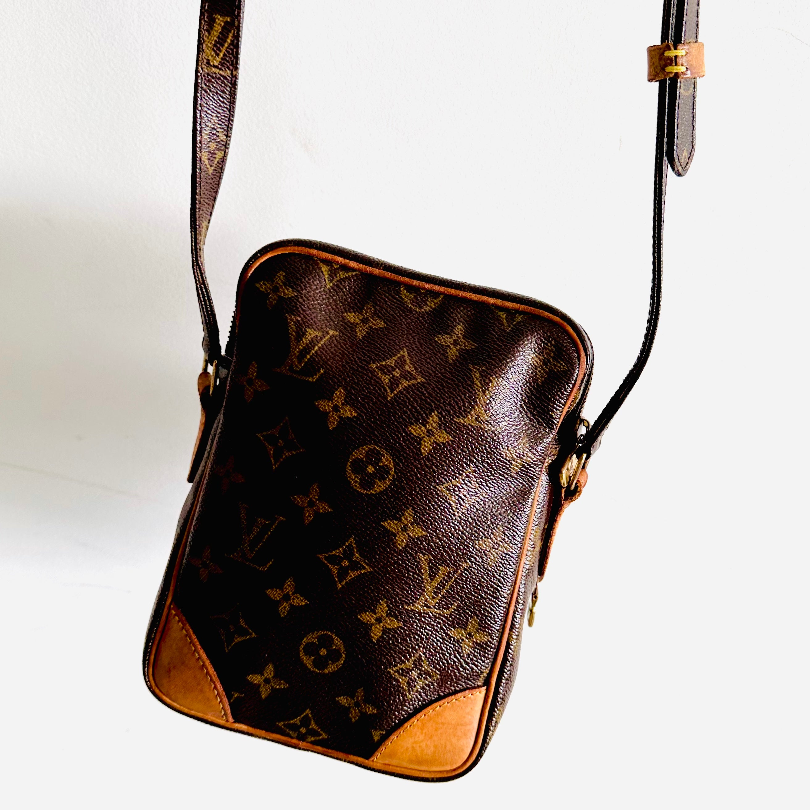 Louis vuitton vintage monogram cheap amazon shoulder crossbody bag