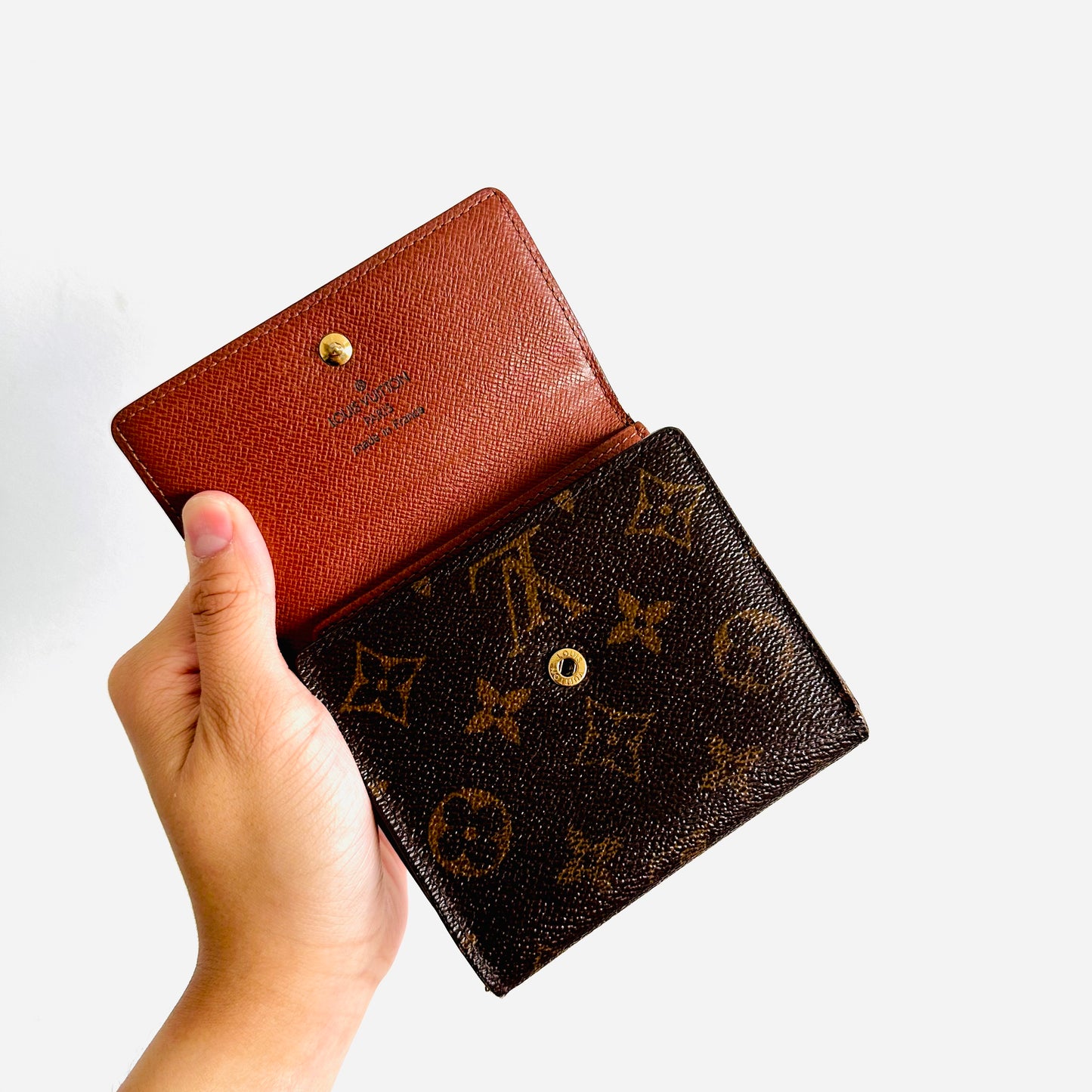 Louis Vuitton LV Elise Classic Monogram GHW Logo Trifold Flap Compact Wallet