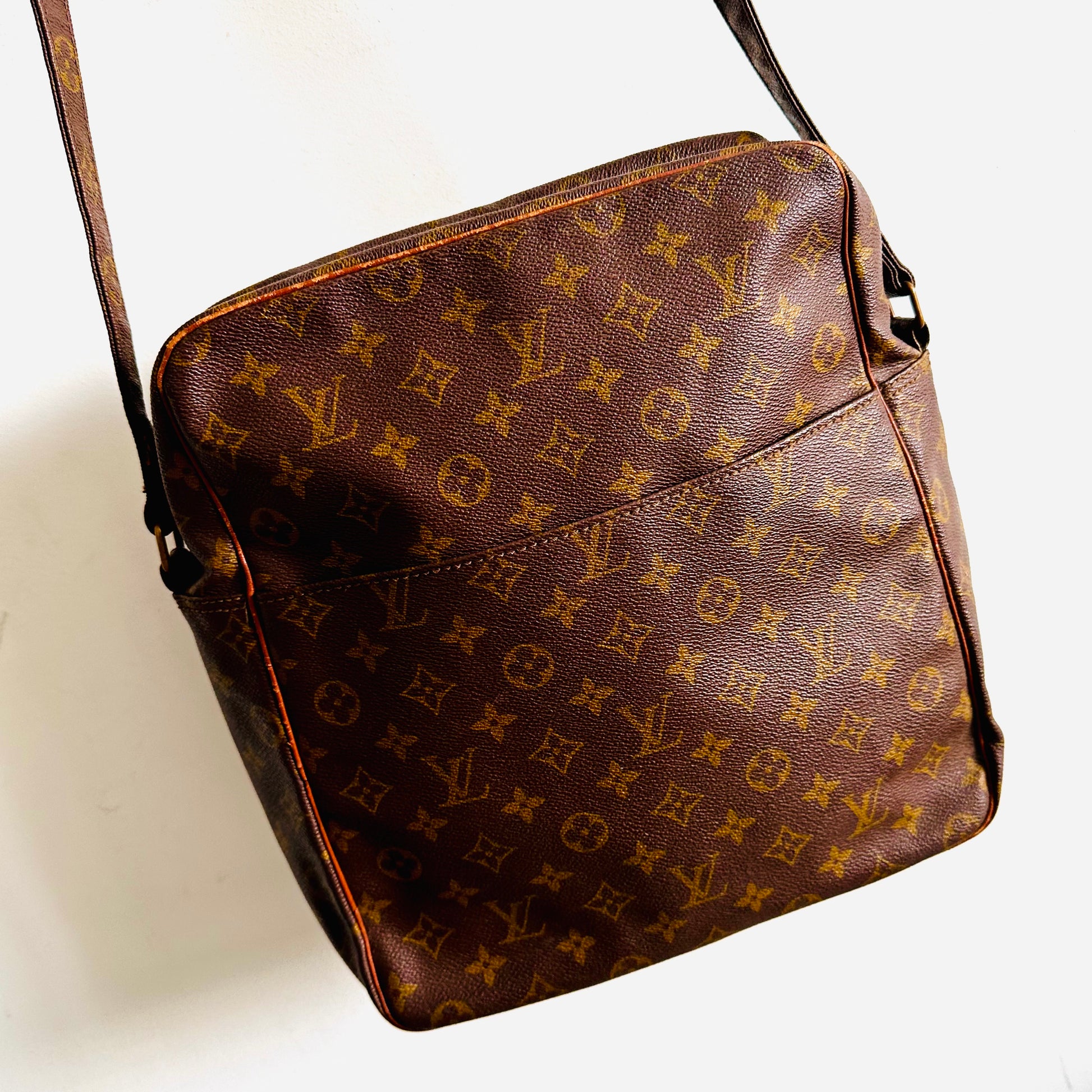 Louis Vuitton LV Danube Monogram Logo Vintage Camera Shoulder