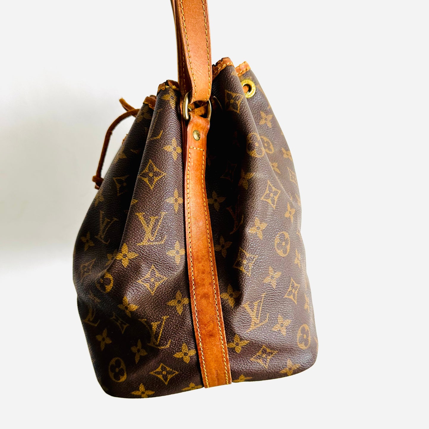 Louis Vuitton LV Bucket Petit Noe Monogram Logo Shoulder Sling Vintage Bag