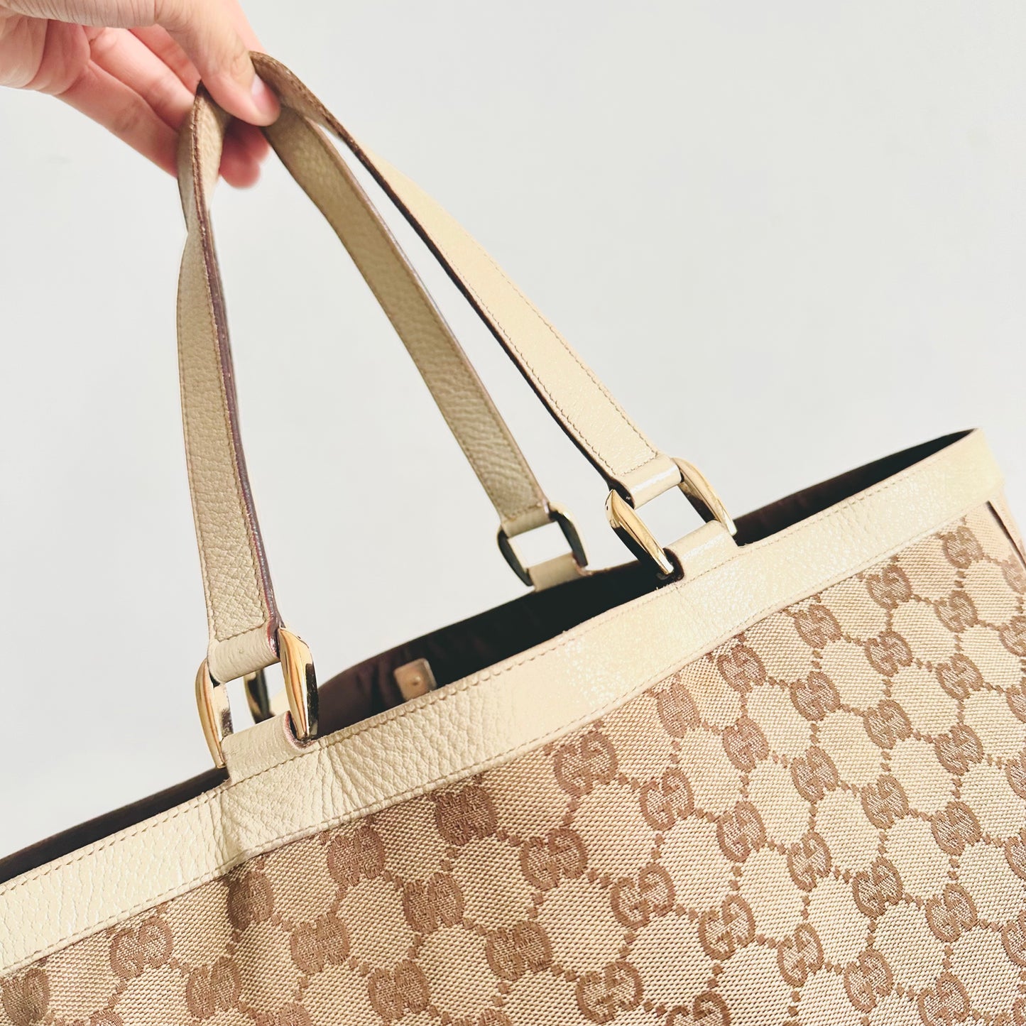 Gucci Abbey Beige / White GHW GG Monogram Logo Shopper Tote Bag