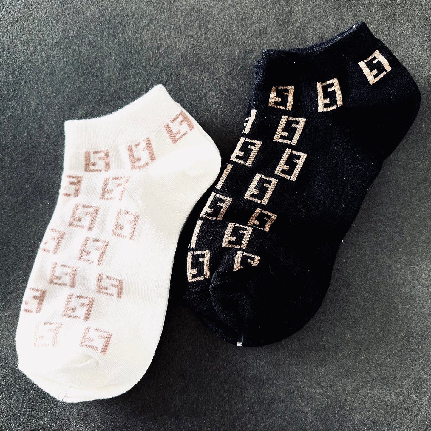 Fendi Zucca FF Monogram Logo White & Black Ankle 2 Pairs Of Socks