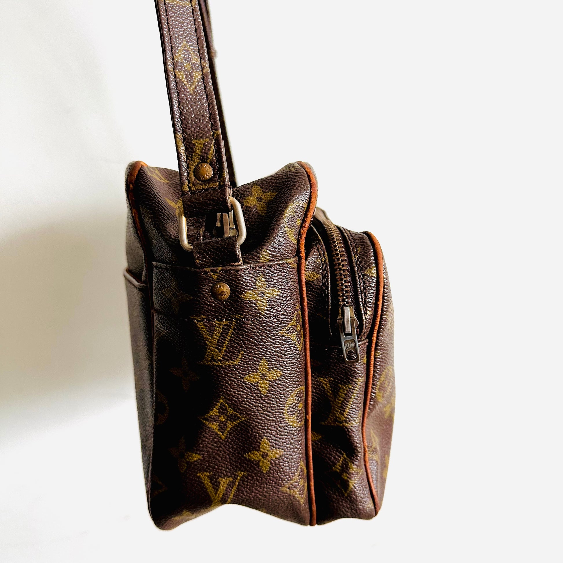 Louis Vuitton Monogram Nile (SHG-U9Y5gQ) – LuxeDH