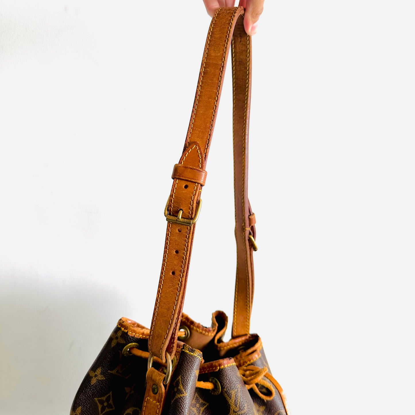 Louis Vuitton LV Bucket Petit Noe Monogram Logo Shoulder Sling Vintage Bag