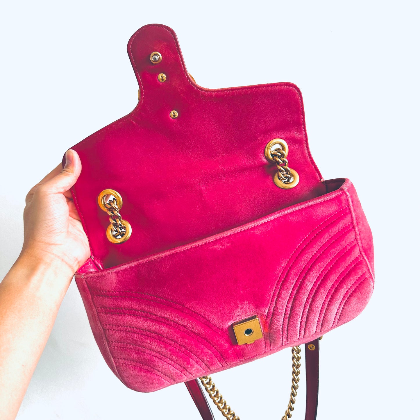 Gucci Marmont GG Monogram Logo Crushed Velvet Pink GHW Small Flap Shoulder Sling Bag