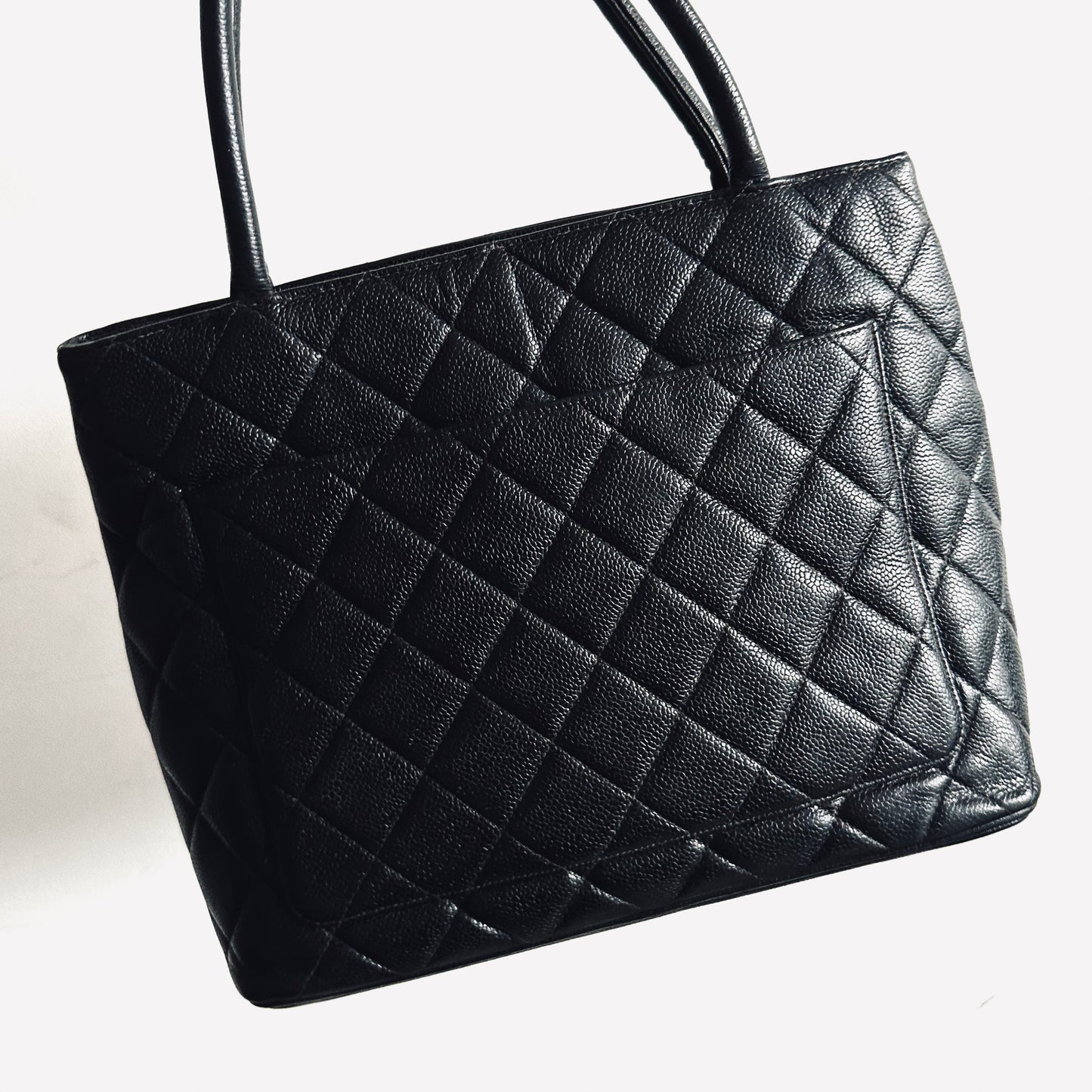 Chanel Black Giant CC Monogram Logo Quilted Caviar Shoulder Shopper Tote Bag 5s