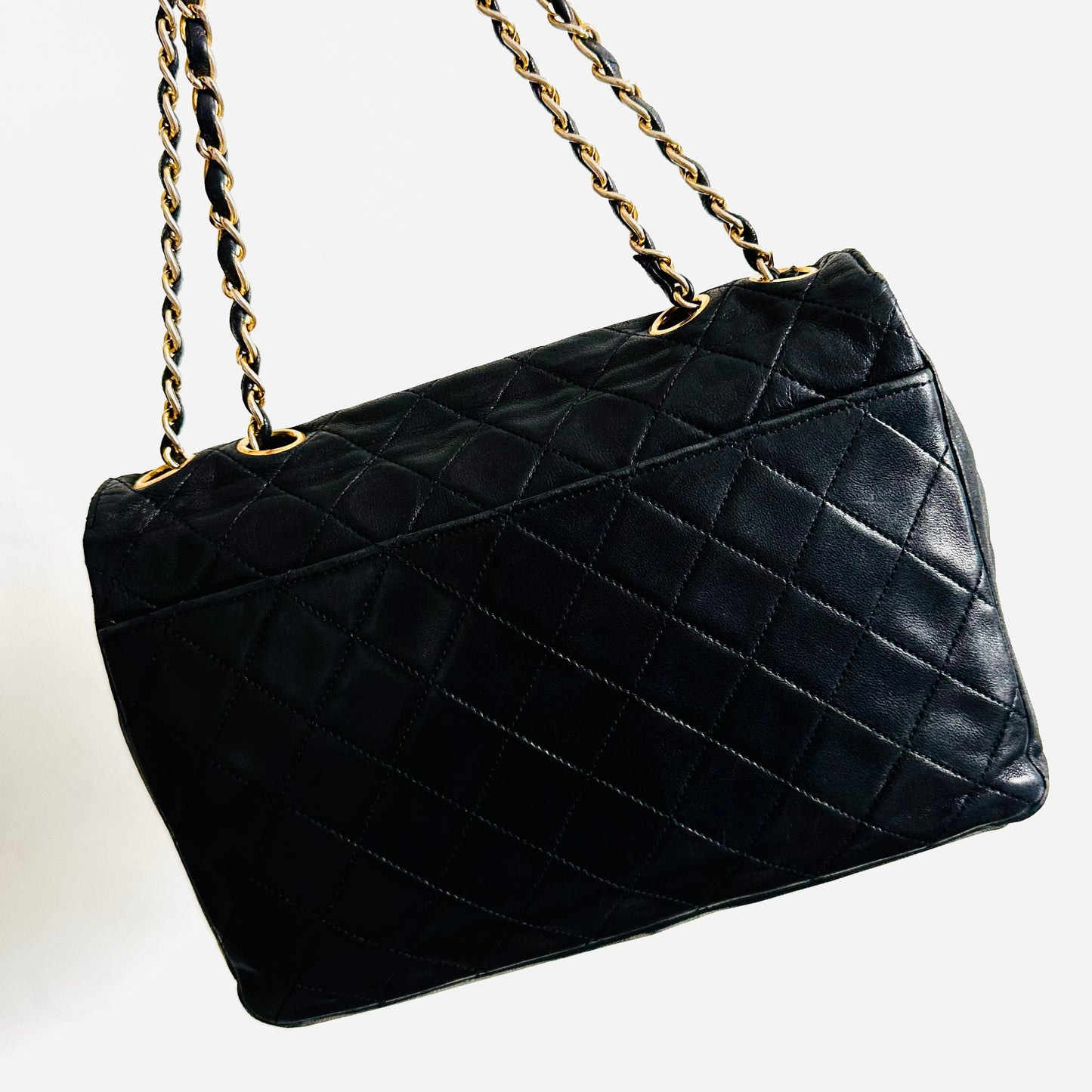 Chanel CC Black GHW Logo Medium Square Classic Flap Quilted Lambskin Turnlock Vintage Shoulder Sling Bag 0s