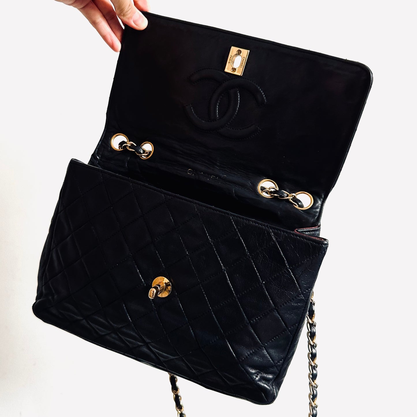 Chanel CC Black GHW Logo Medium Square Classic Flap Quilted Lambskin Turnlock Vintage Shoulder Sling Bag 0s