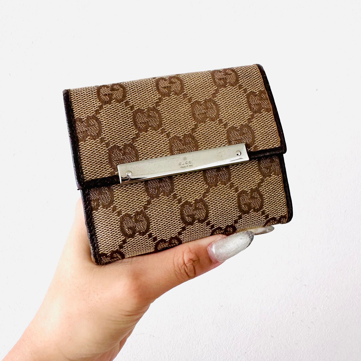 Gucci Beige GG Monogram Logo Compact Bifold Wallet