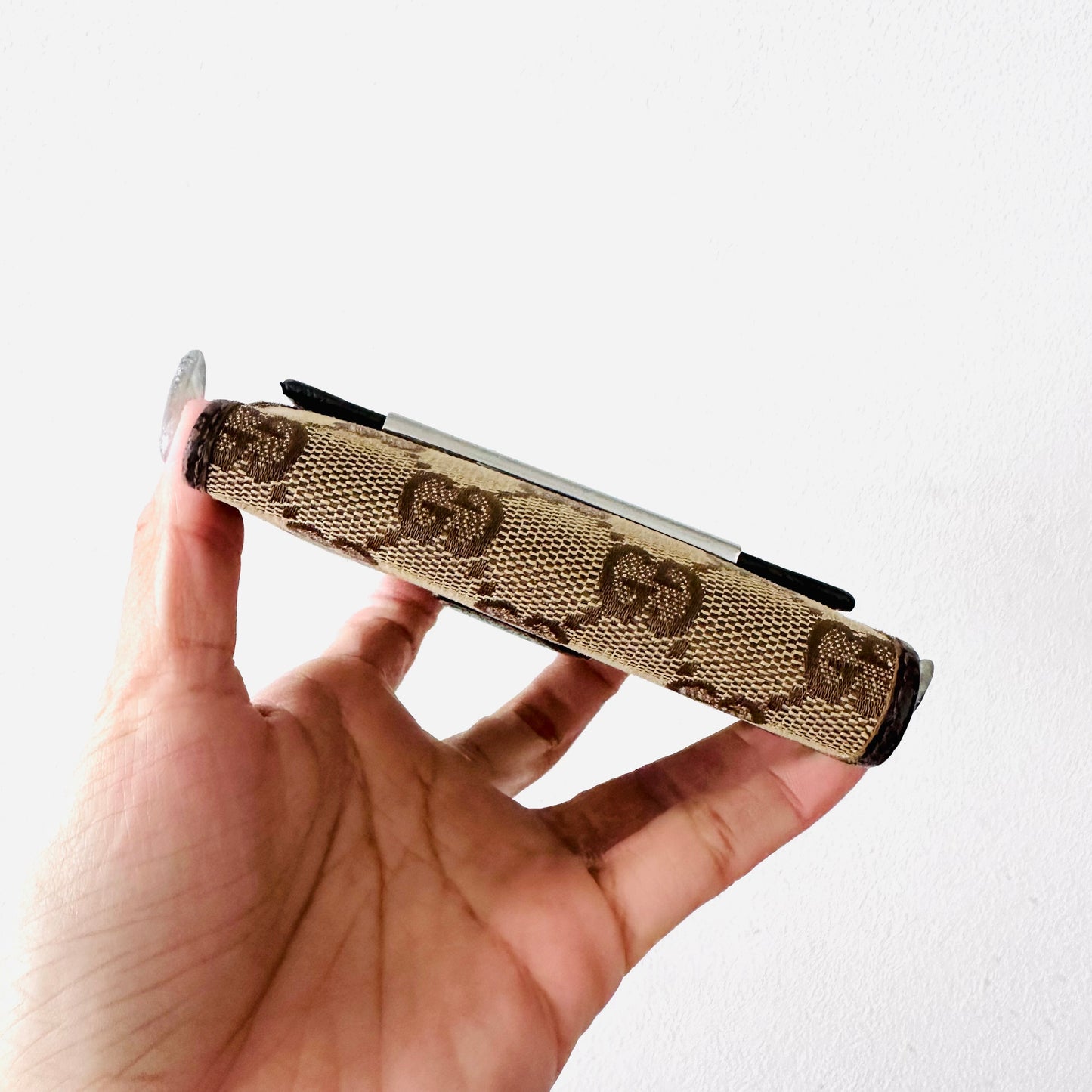 Gucci Beige GG Monogram Logo Compact Bifold Wallet