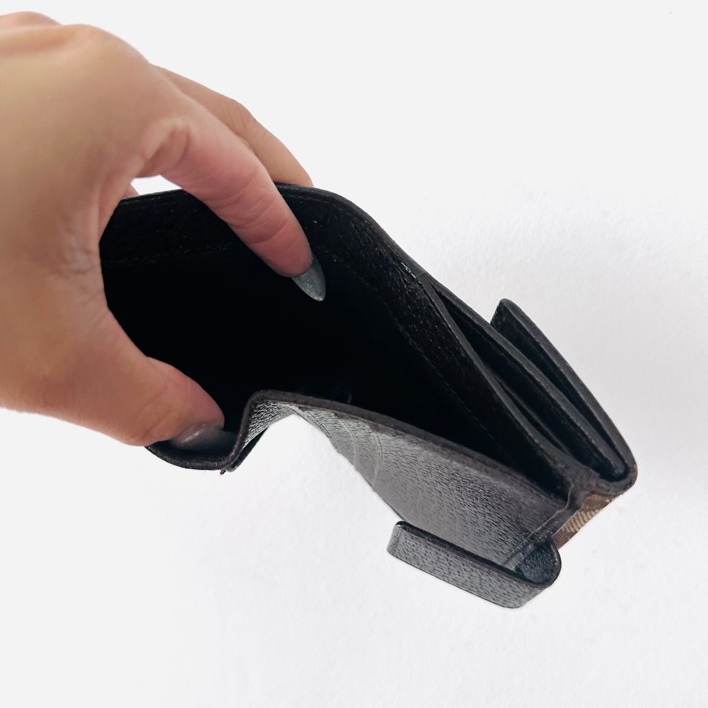 Gucci Beige GG Monogram Logo Compact Bifold Wallet