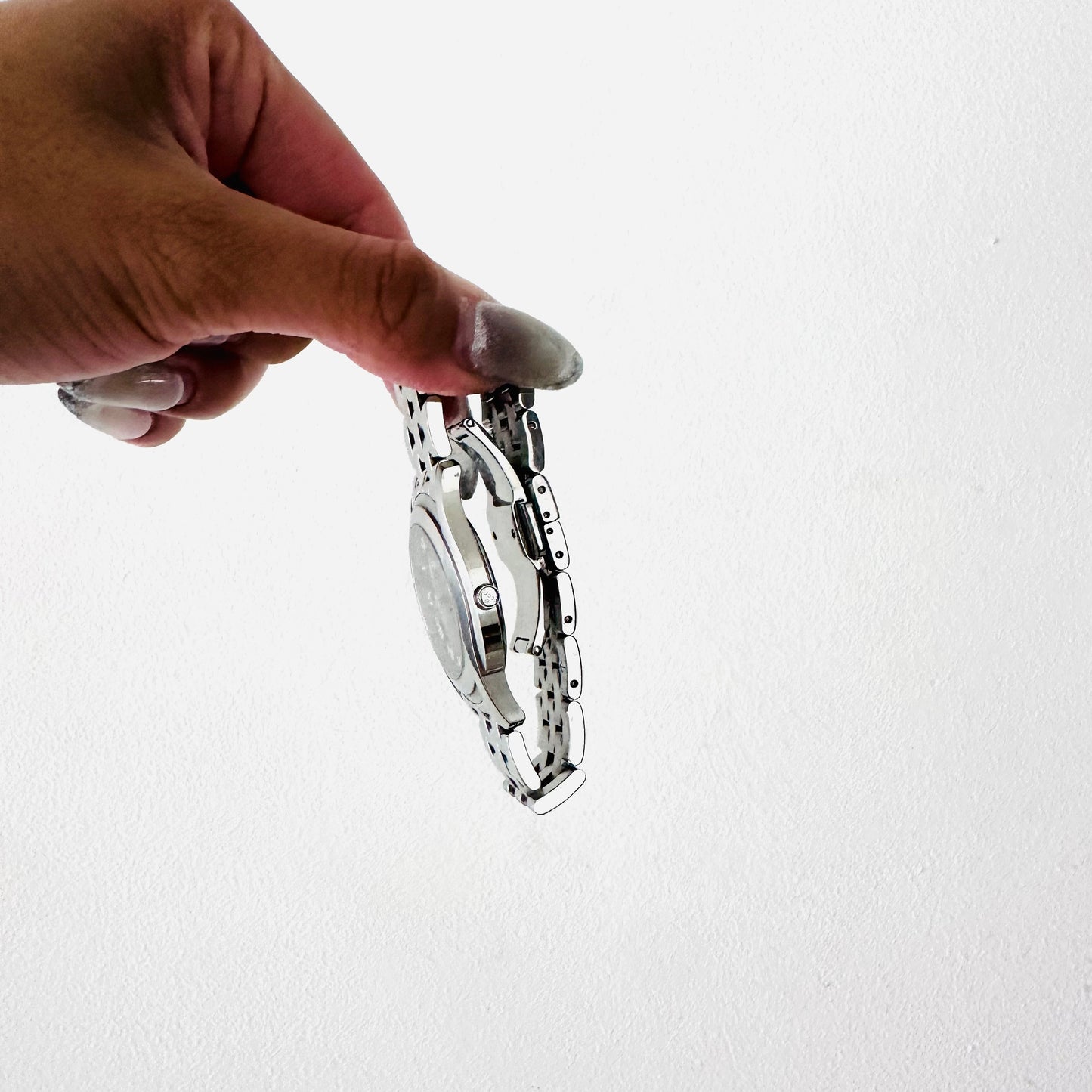 Gucci Black Round Dial Monogram Logo Stainless Steel 35MM Quartz Watch