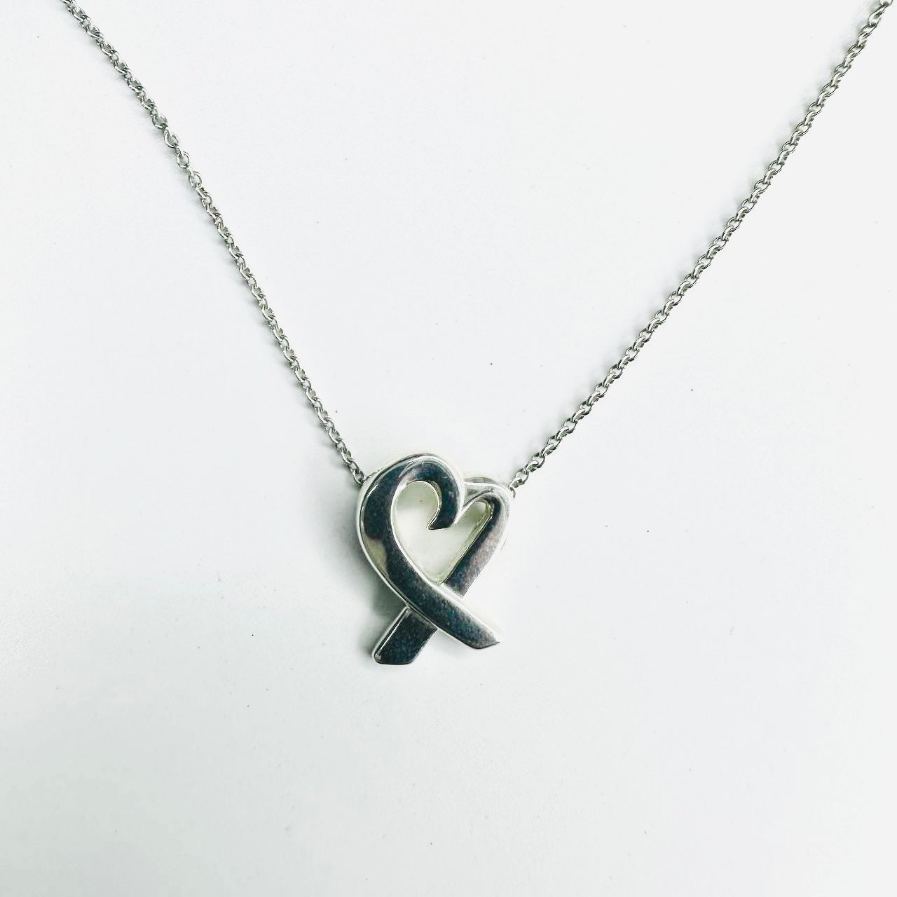 Tiffany & Co T&C Paloma Picasso Loving Heart Pendant Classic 925 Sterling Silver Chain Necklace