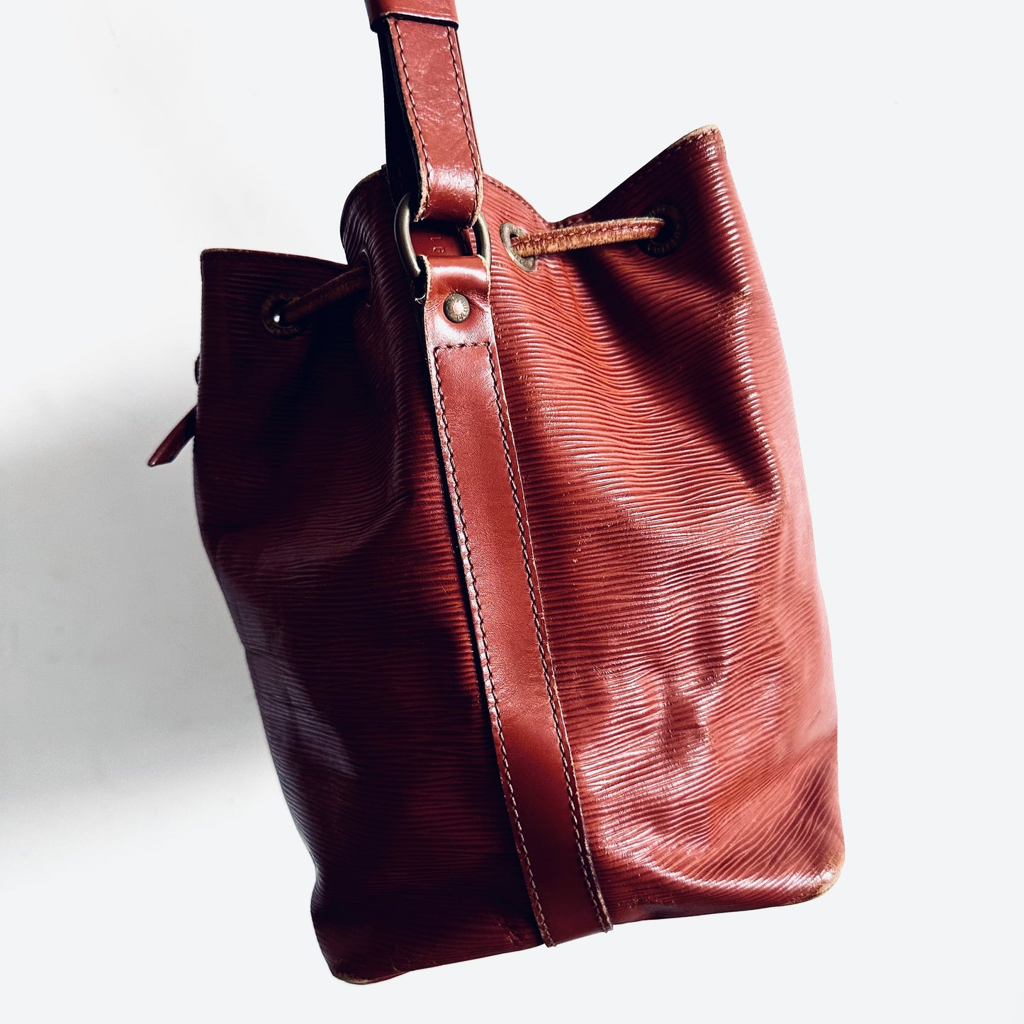 Louis Vuitton LV Dark Burnt Red GHW Petit Epi Leather Noe Monogram Logo Bucket Shoulder Sling Bag