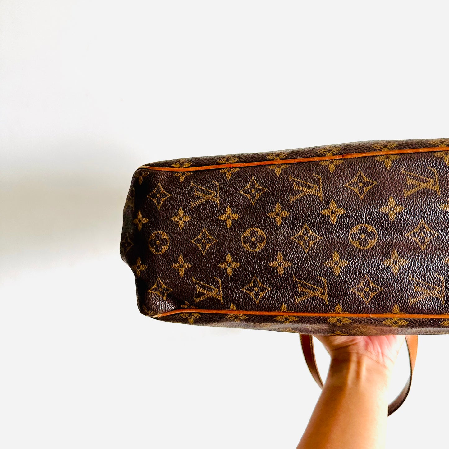 Louis Vuitton LV Batignolles Monogram Logo GHW Shopper Shoulder Tote Bag