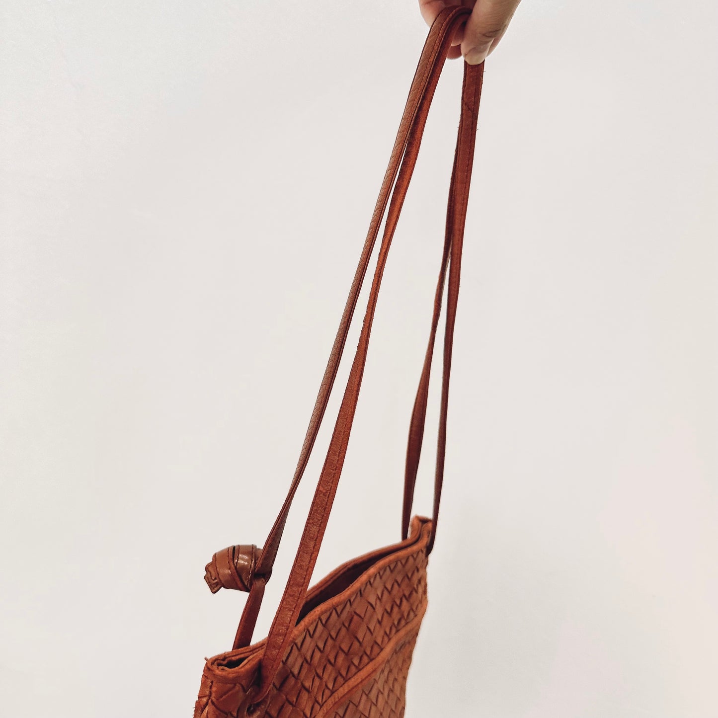 Bottega Veneta BV Burnt Caramel Brown Intrecciato Nappa Woven Leather Shoulder Sling Bag With Tassel