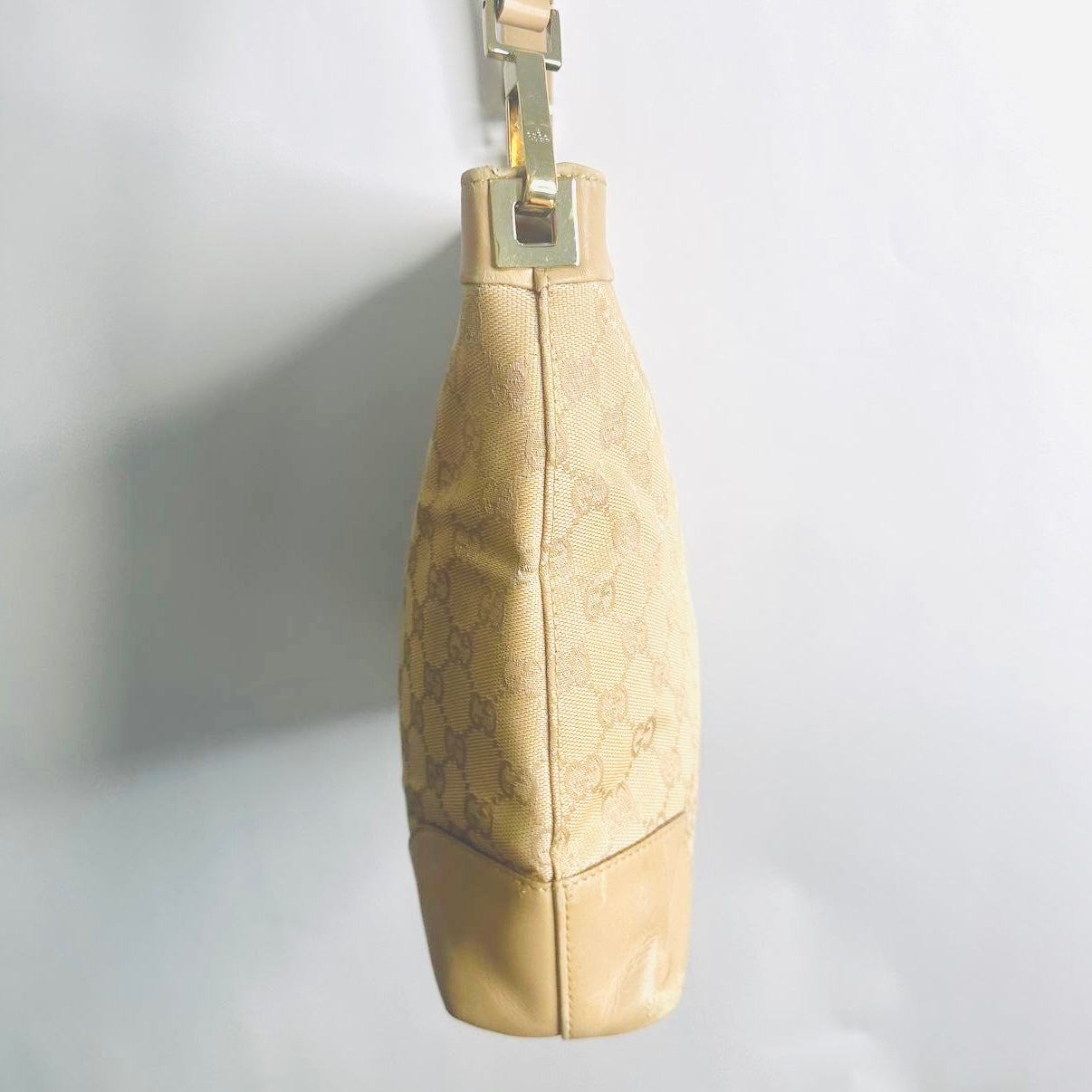 Gucci Beige GHW GG Monogram Logo Hobo Baguette Bucket Shoulder Sling Bag