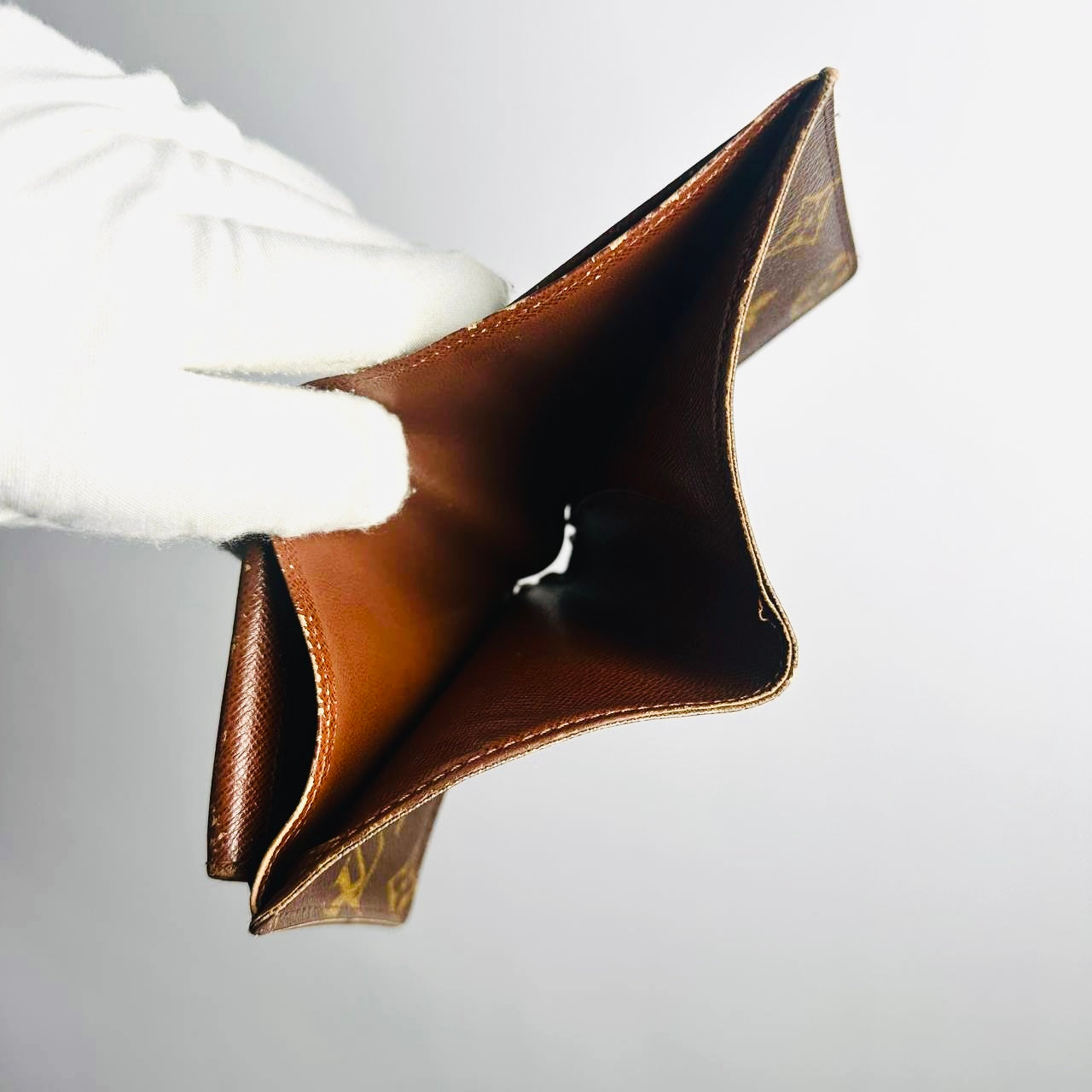 Louis Vuitton LV Monogram Logo GHW Marco Multiple Bifold Compact Flap Wallet