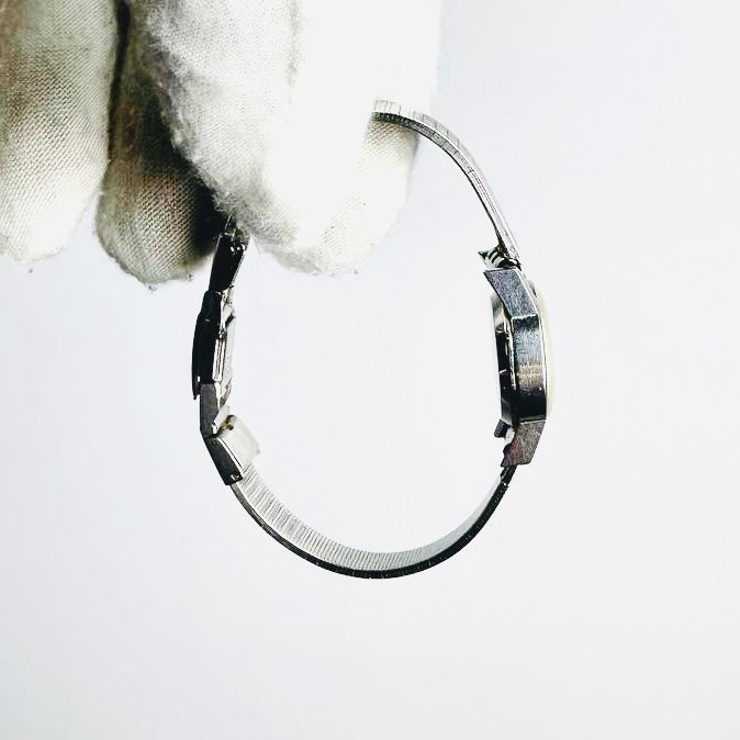 Omega Geneve Round White Dial Stainless Steel Vintage 19MM Mechanical Watch