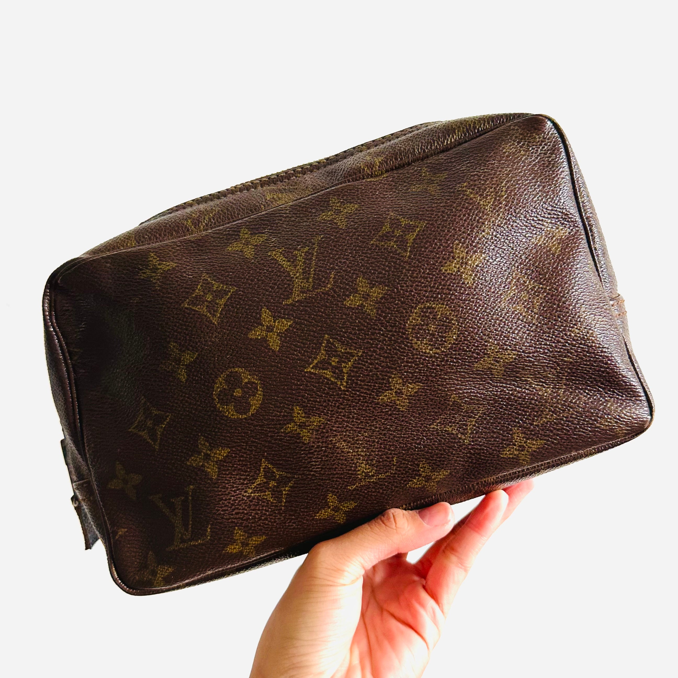 Trousse 23 louis online vuitton