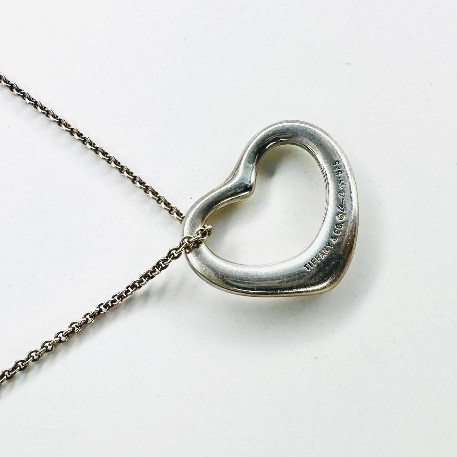 Tiffany & Co T&C Elsa Perreti Medium Open Heart Pendant Classic 925 Sterling Silver Chain Necklace