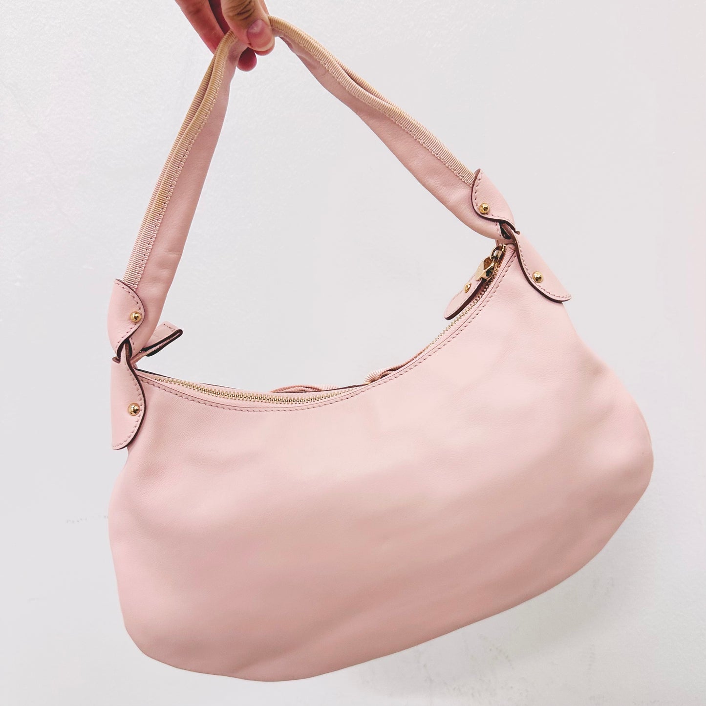 Salvatore Ferragamo Blush Pink GHW Vara Bow Smooth Leather Shoulder Hobo Baguette Bag