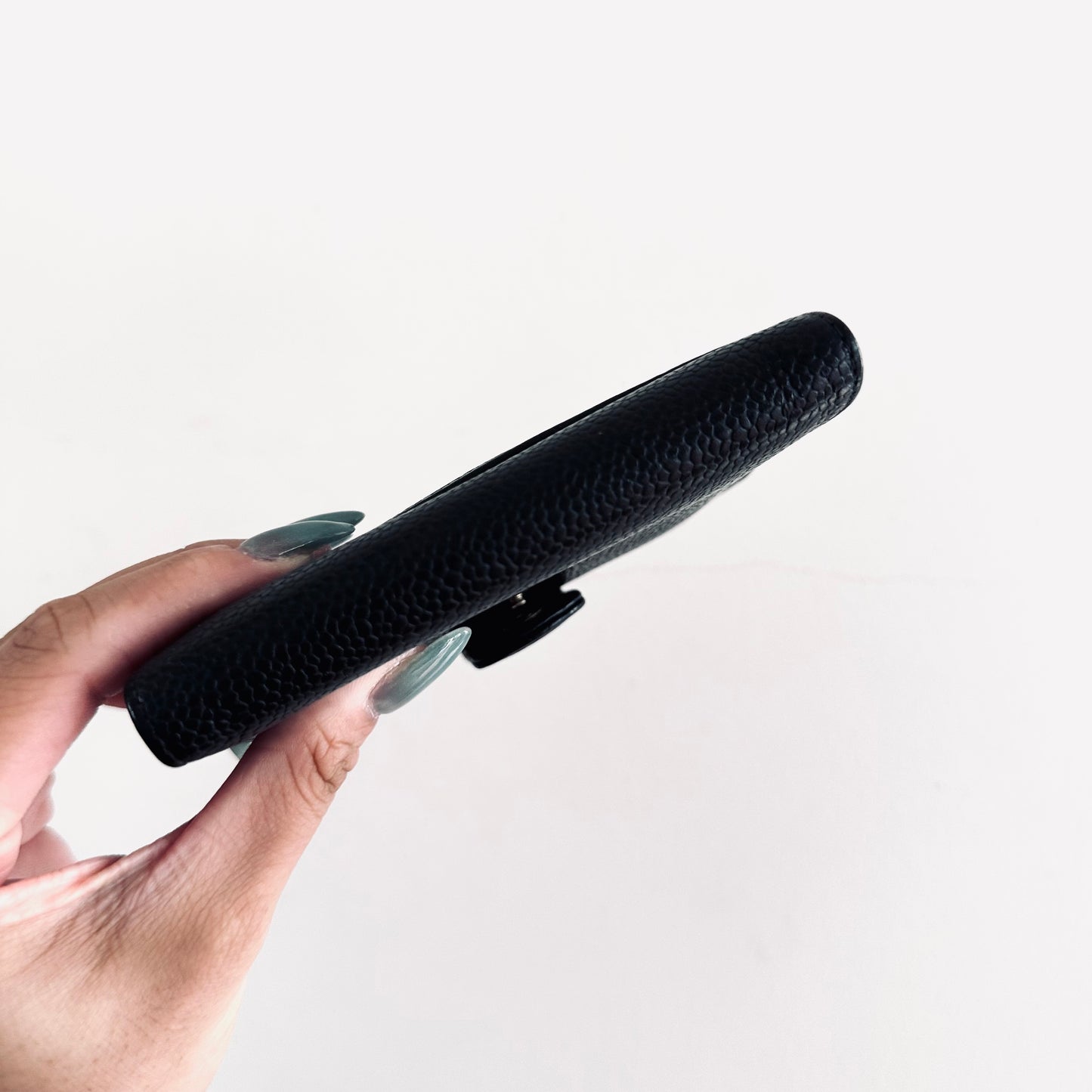 Chanel Black GHW Giant CC Monogram Logo Caviar Vintage Compact Bifold Flap Wallet 6s