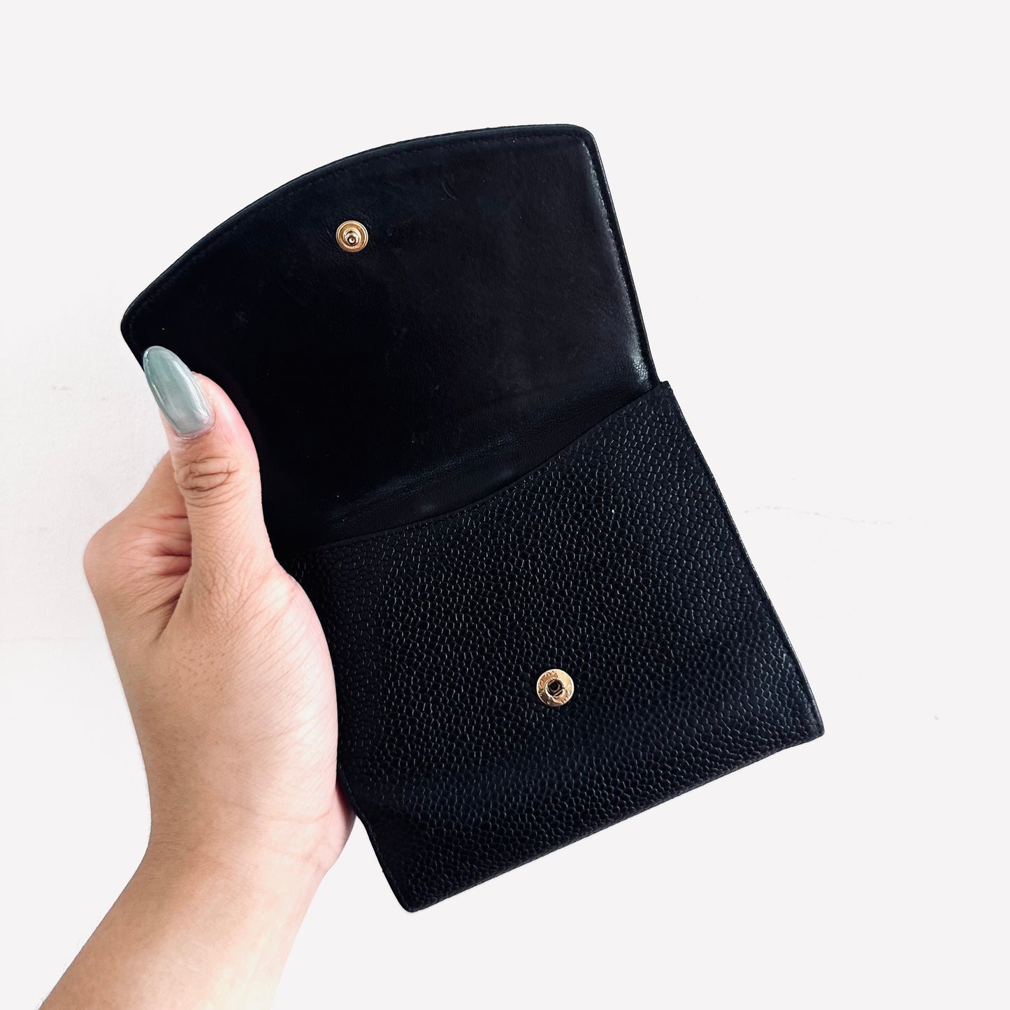 Chanel Black GHW Giant CC Monogram Logo Caviar Vintage Compact Bifold Flap Wallet 6s