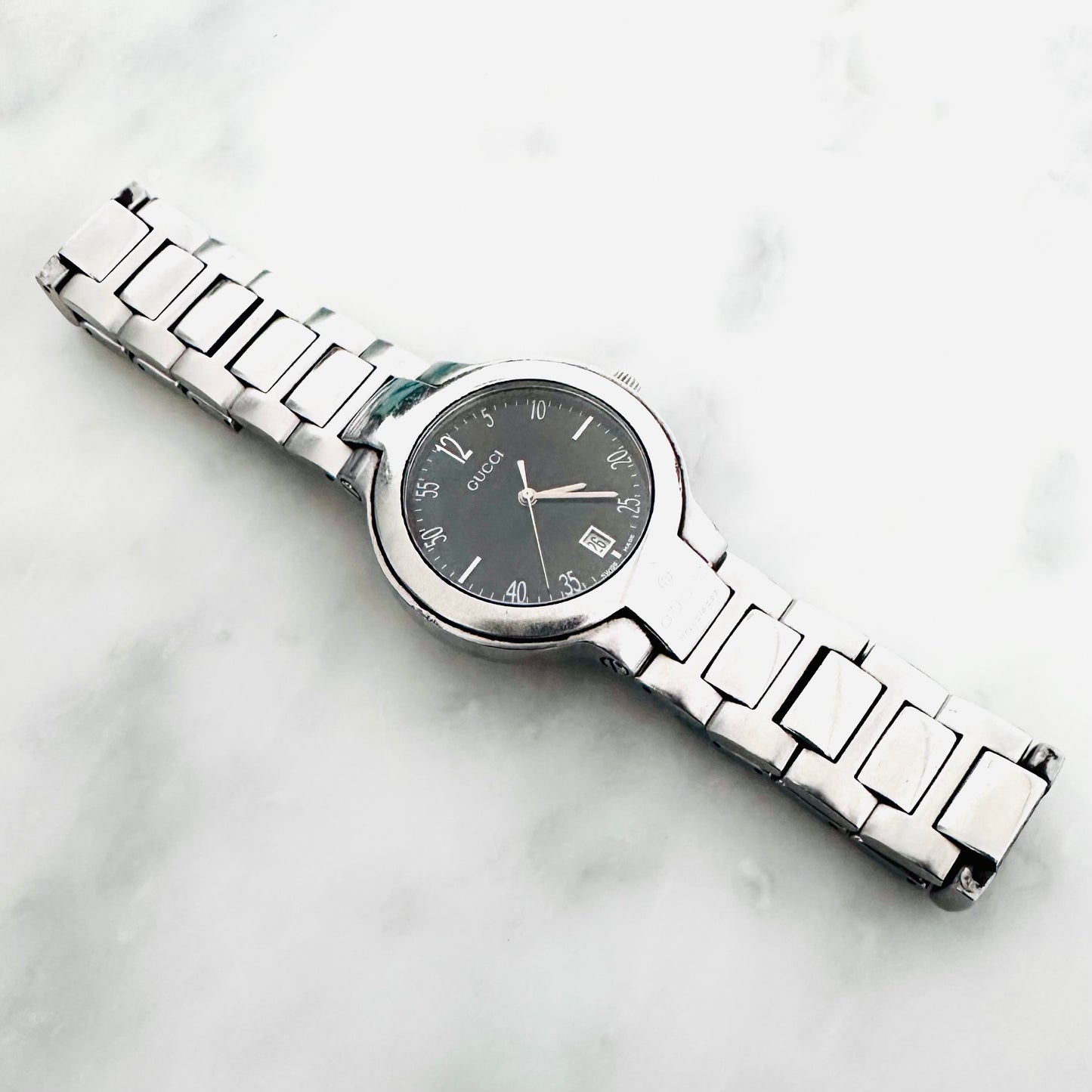 Gucci Stainless Steel Black Round Dial 35MM Quartz Watch