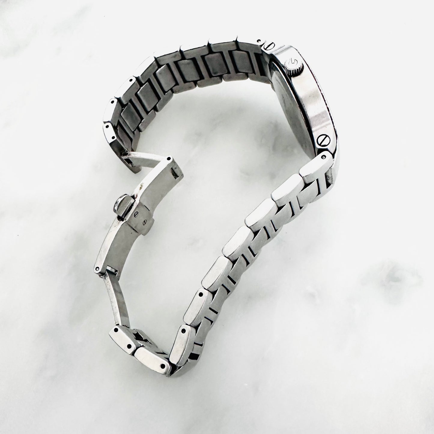 Gucci Stainless Steel Black Round Dial 35MM Quartz Watch