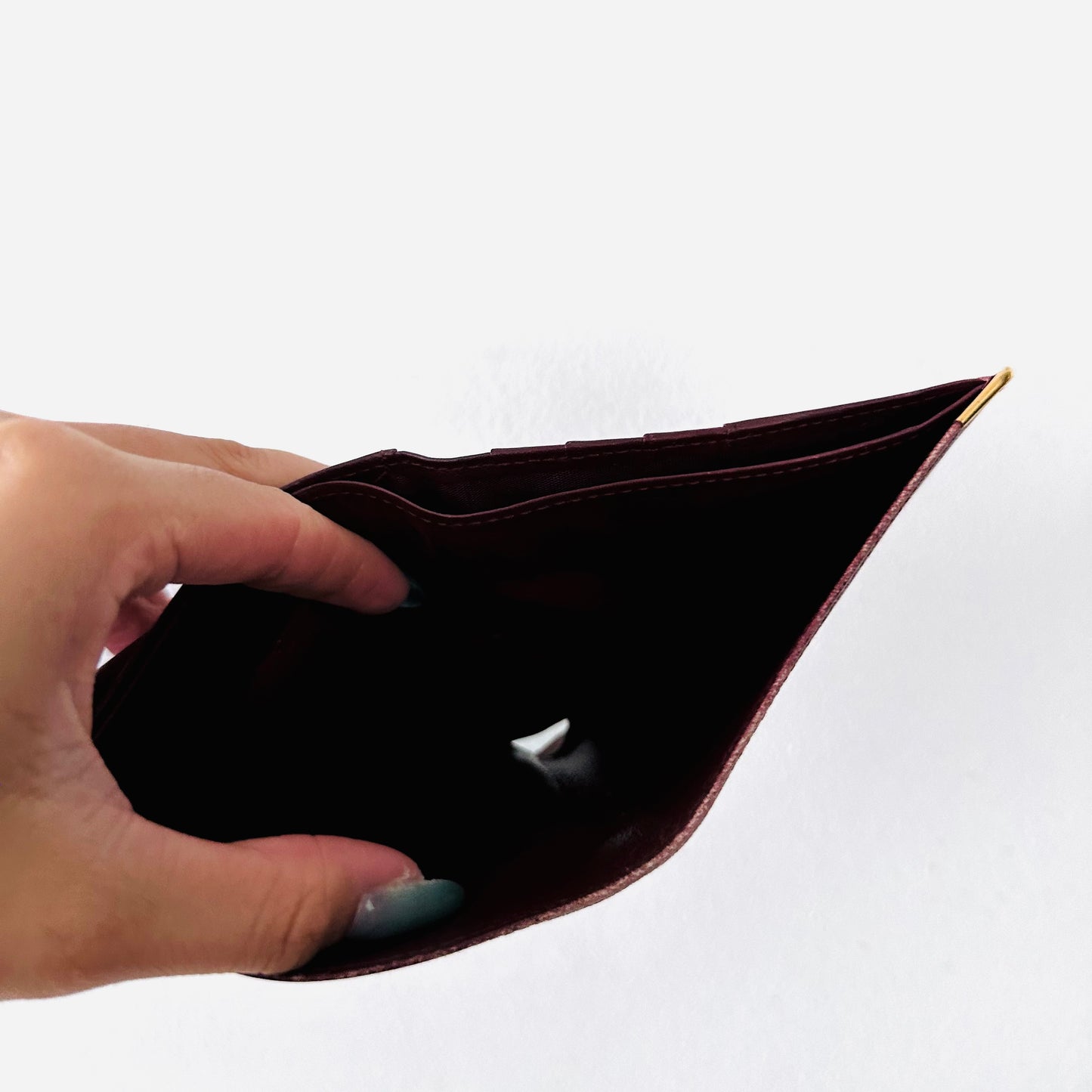 Cartier Must / Mast de Cartier Maroon Red GHW Smooth Leather Bifold Compact Wallet