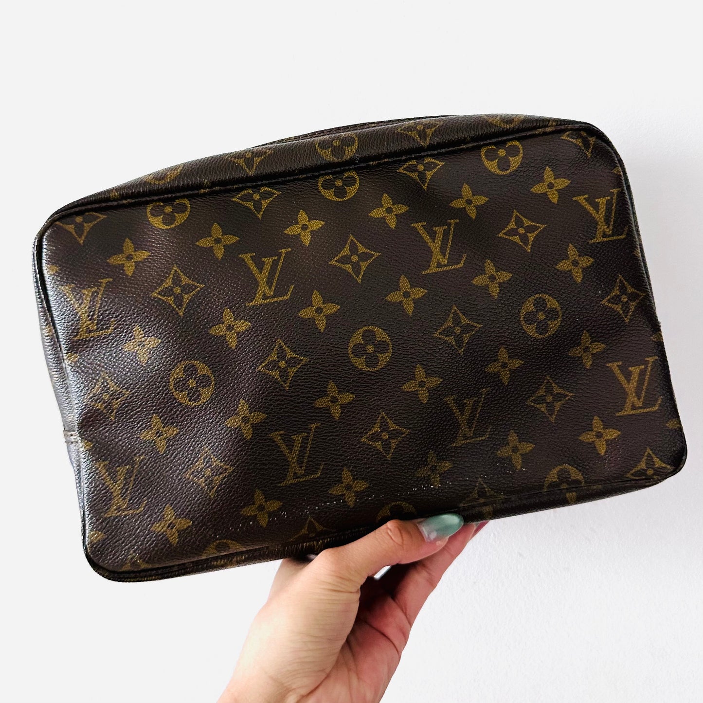Louis Vuitton LV Monogram Logo Trousse 28 Toiletry Pouch Case Clutch