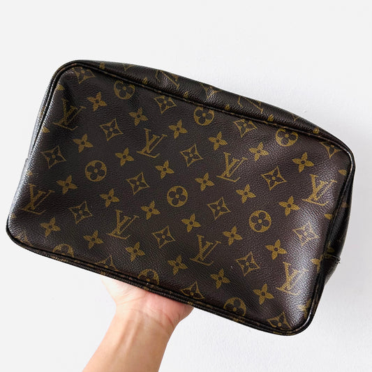 Louis Vuitton LV Monogram Logo Trousse 28 Toiletry Pouch Case Clutch