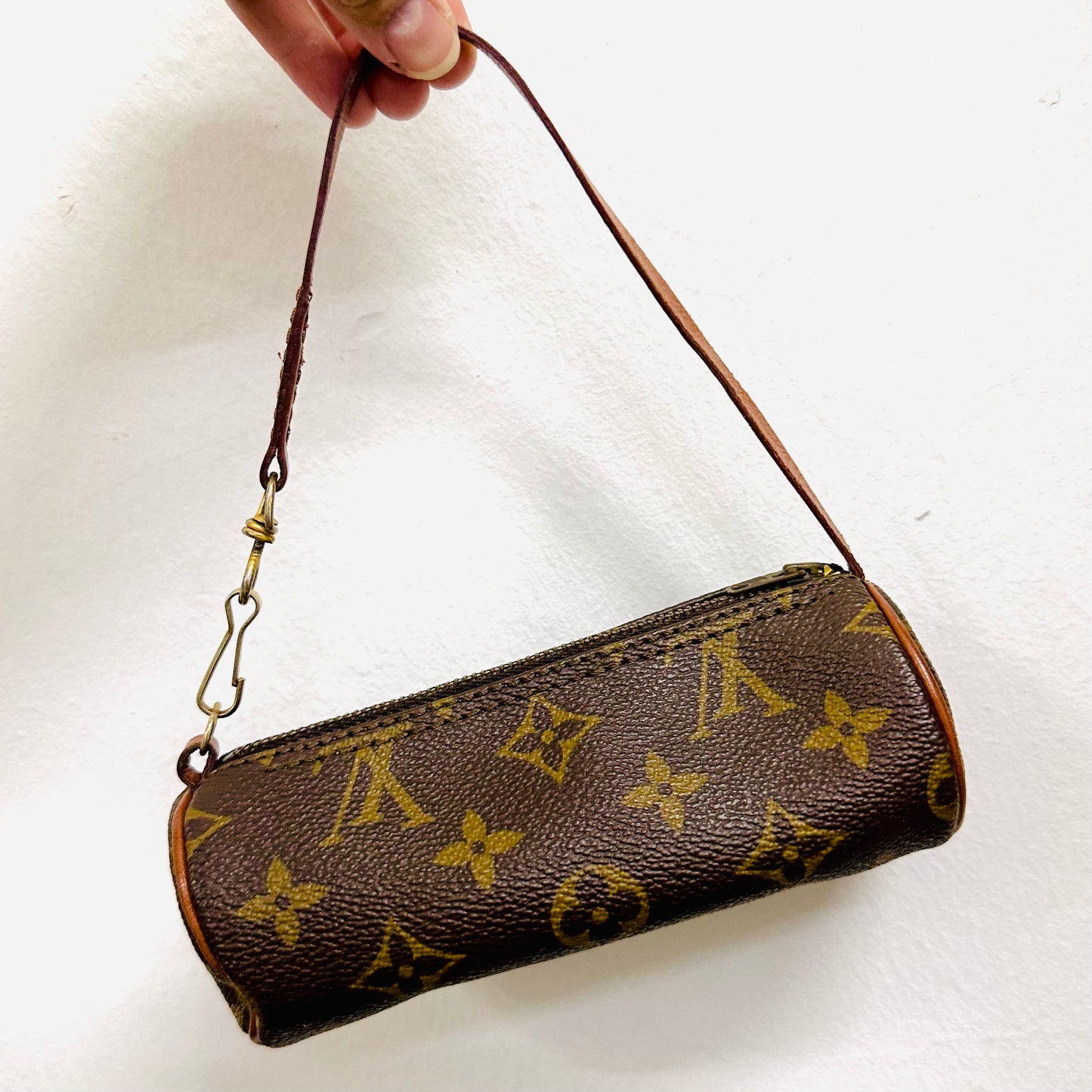 Louis Vuitton LV Monogram Logo GHW Papillon Roller Pochette Accessories Accessoires Shoulder Bag