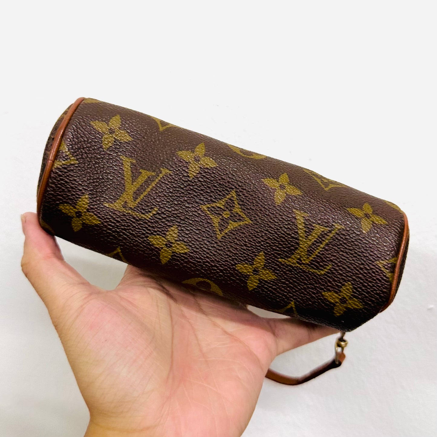 Louis Vuitton LV Monogram Logo GHW Papillon Roller Pochette Accessories Accessoires Shoulder Bag