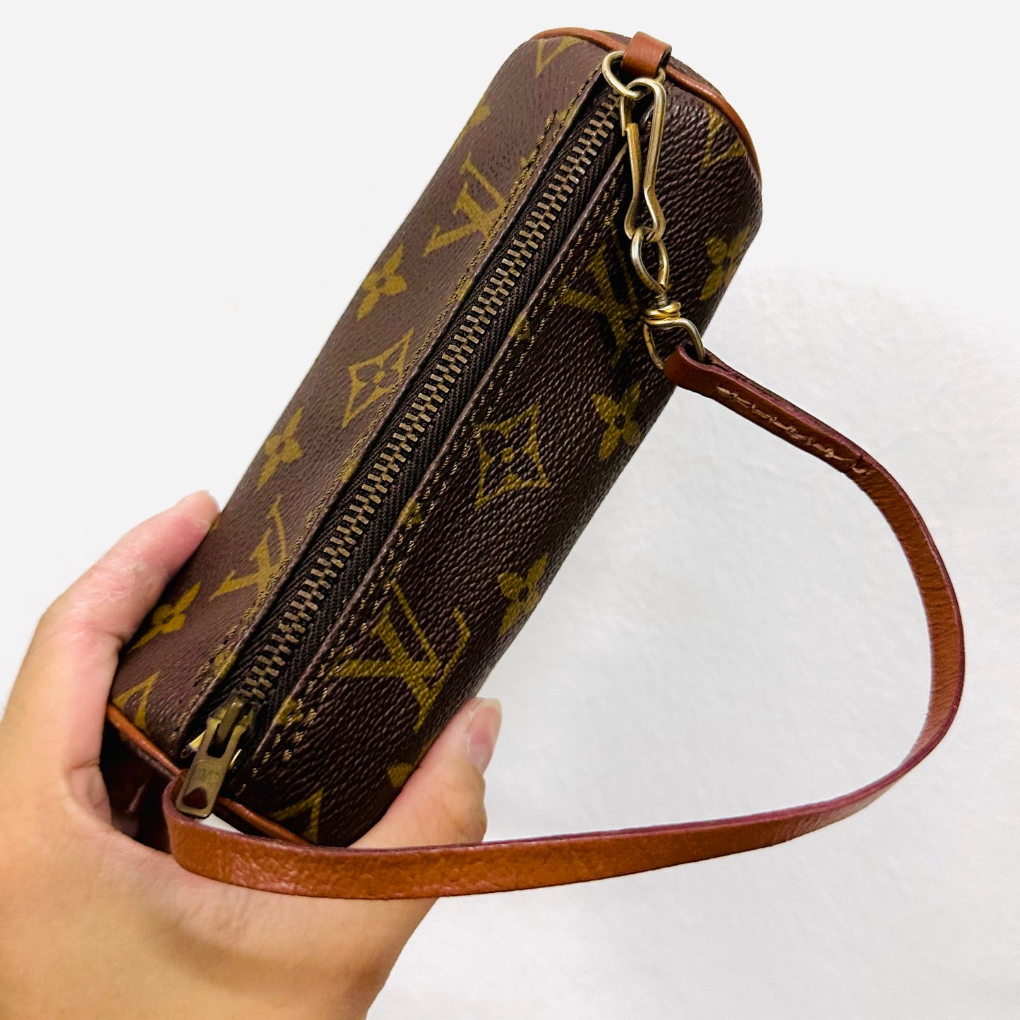 Louis Vuitton LV Monogram Logo GHW Papillon Roller Pochette Accessories Accessoires Shoulder Bag