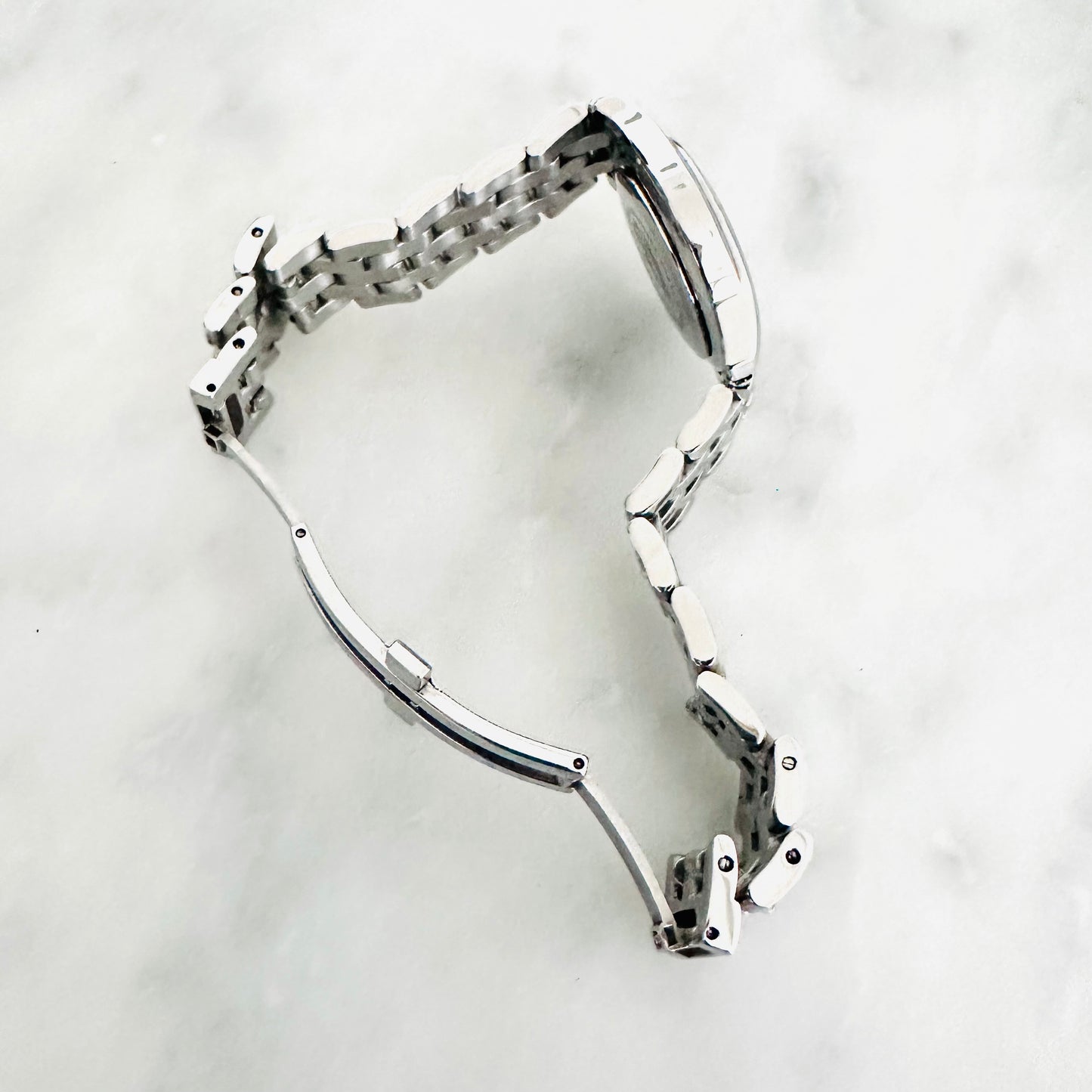 Gucci White Dial Stainless Steel 28MM Quartz Watch