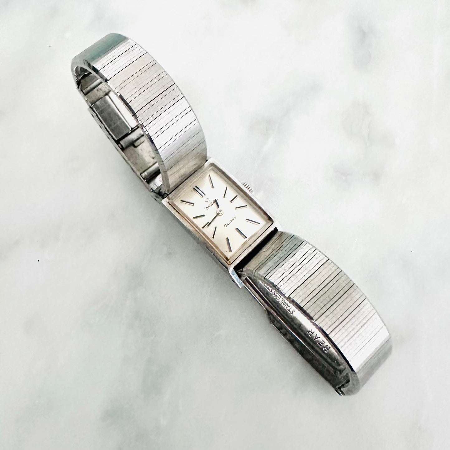 Omega Geneve White Dial Stainless Steel 18MM Vintage Mechanical Watch