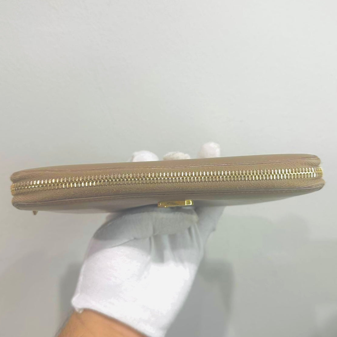 YSL Yves Saint Laurent Warm Taupe GHW Cassandre Smooth Leather Zippy Zip Around Long Wallet