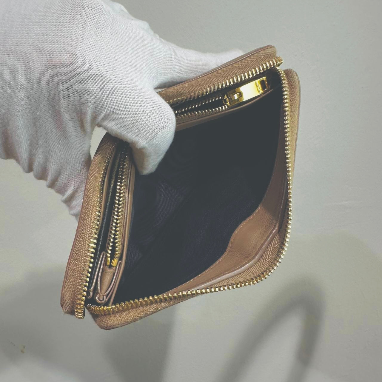 YSL Yves Saint Laurent Warm Taupe GHW Cassandre Smooth Leather Zippy Zip Around Long Wallet