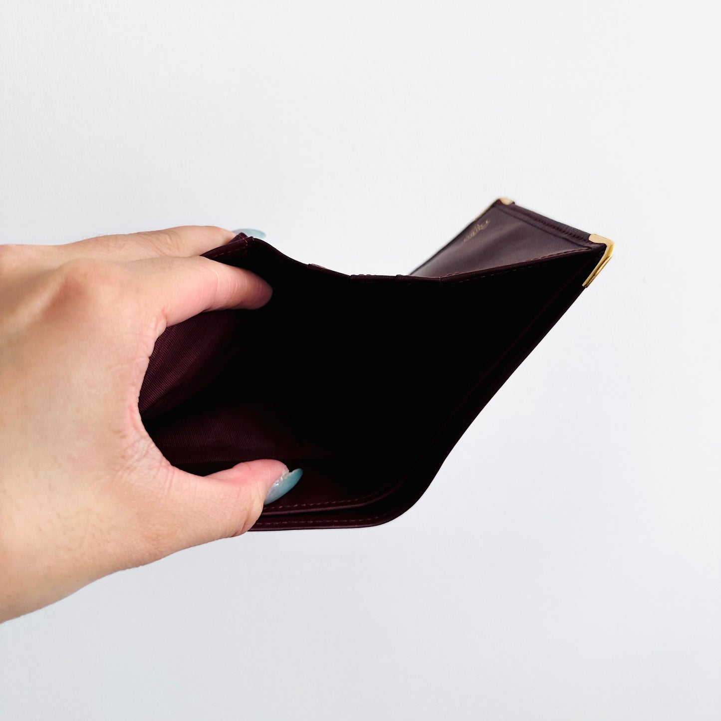 Cartier Must / Mast de Cartier Maroon GHW Smooth Leather Bifold Compact Wallet