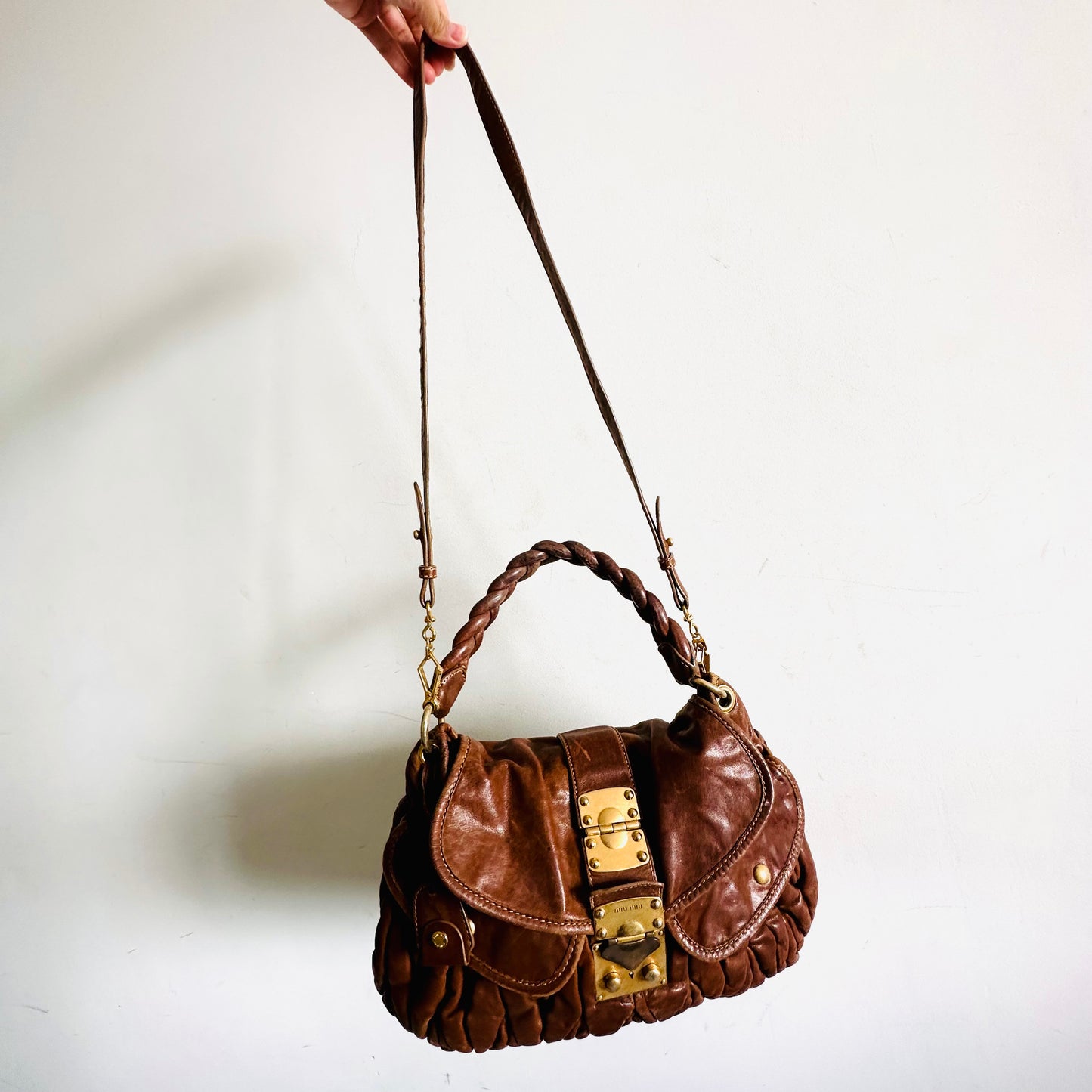 Miu Miu Caramel Brown GHW Matelasse Lux Leather Classic Logo 2-Way Bauletto Hobo Shopper Shoulder Baguette Sling Bag