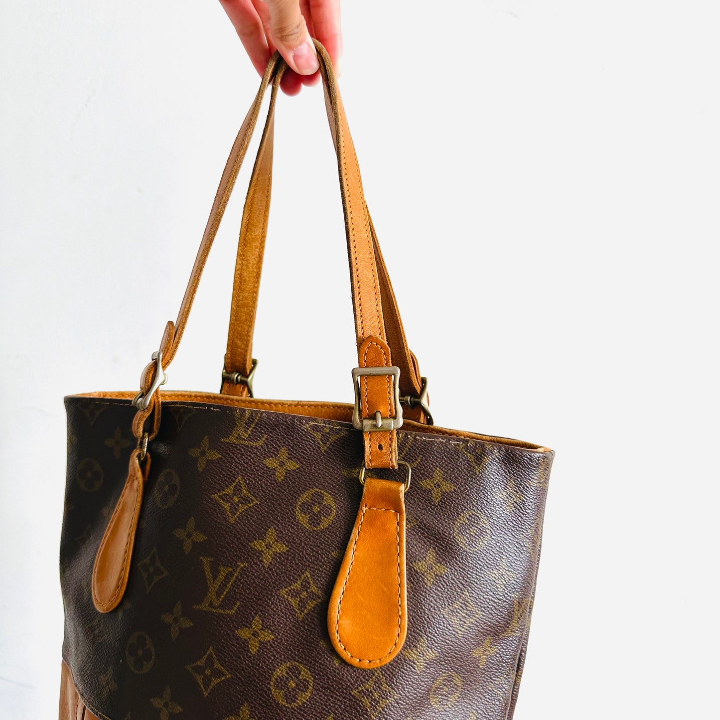 Louis Vuitton LV French Company Bucket Monogram Logo Vintage Shoulder Tote Bag