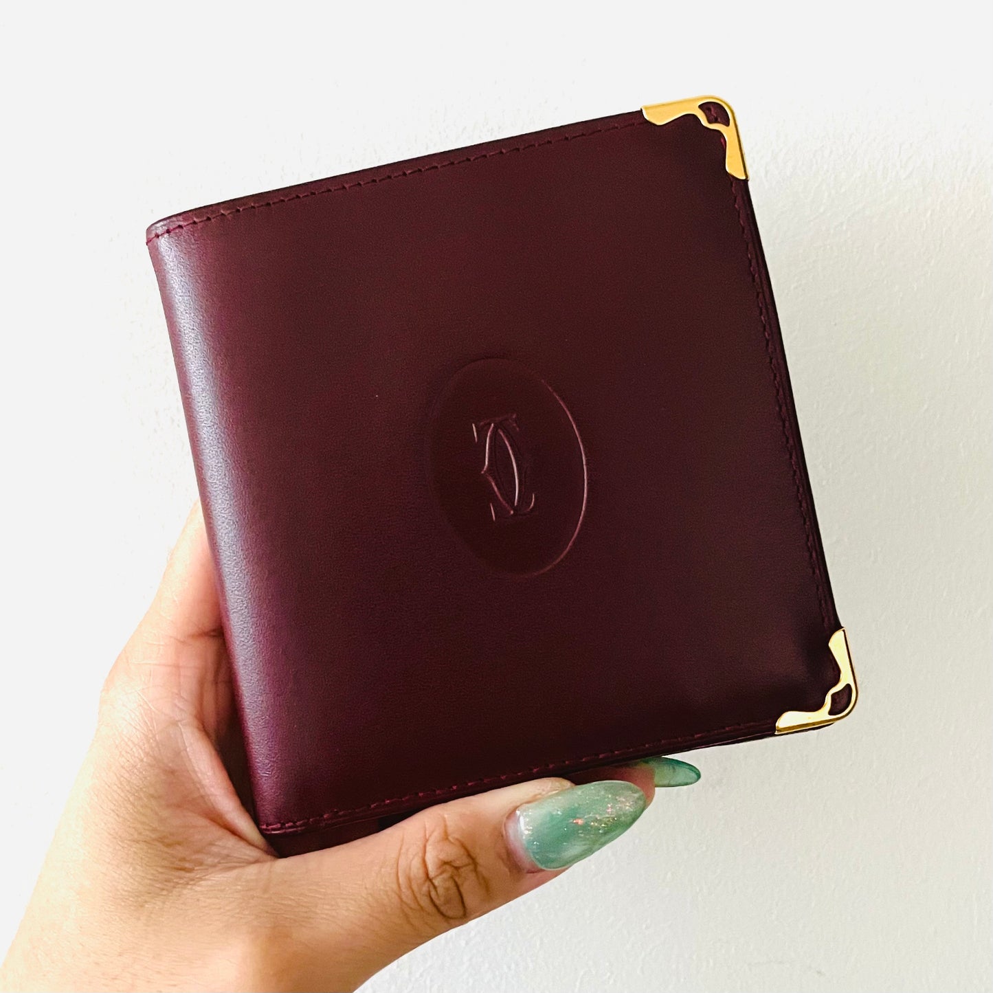 Cartier Must / Mast de Cartier Maroon Burgundy GHW Smooth Leather Bifold Compact Wallet