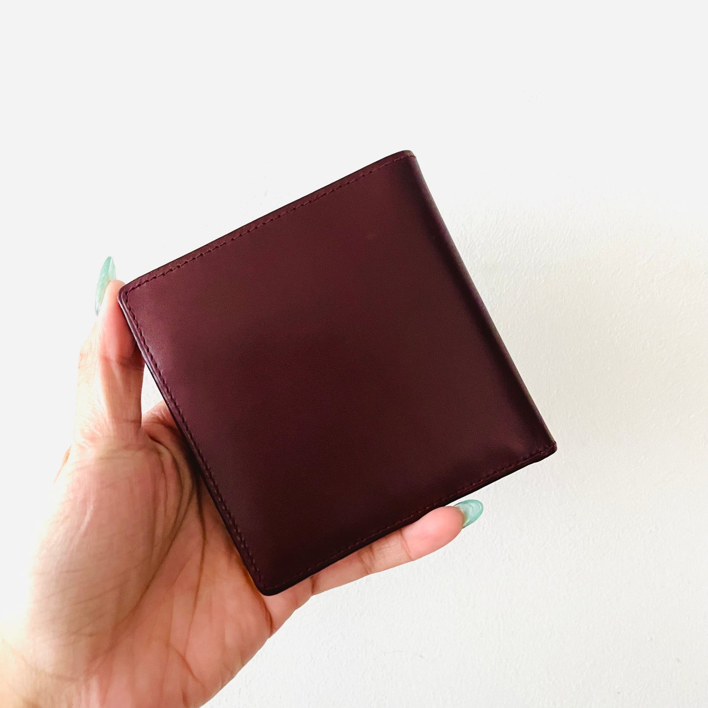 Cartier Must / Mast de Cartier Maroon Burgundy GHW Smooth Leather Bifold Compact Wallet