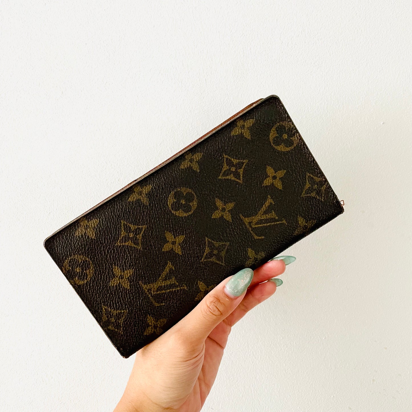 Louis Vuitton LV Porte Yen Brazza Monogram Logo GHW Long Bifold Flap Slim Wallet
